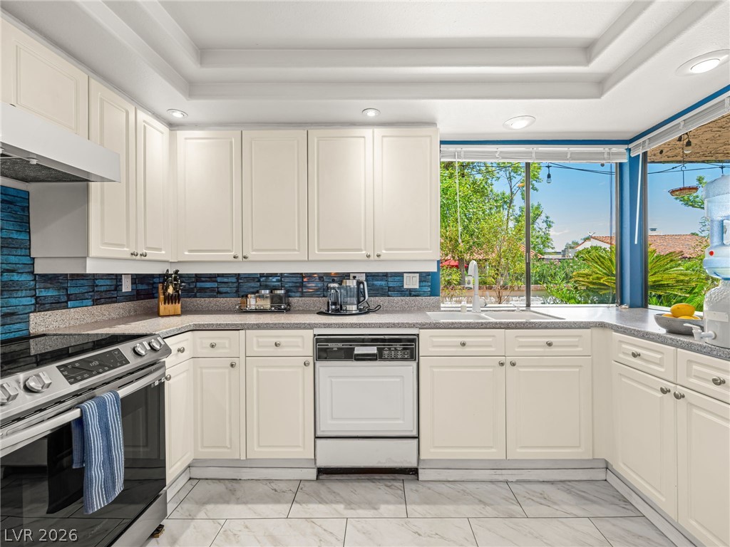 2828 San Lago Court Las Vegas NV 89121