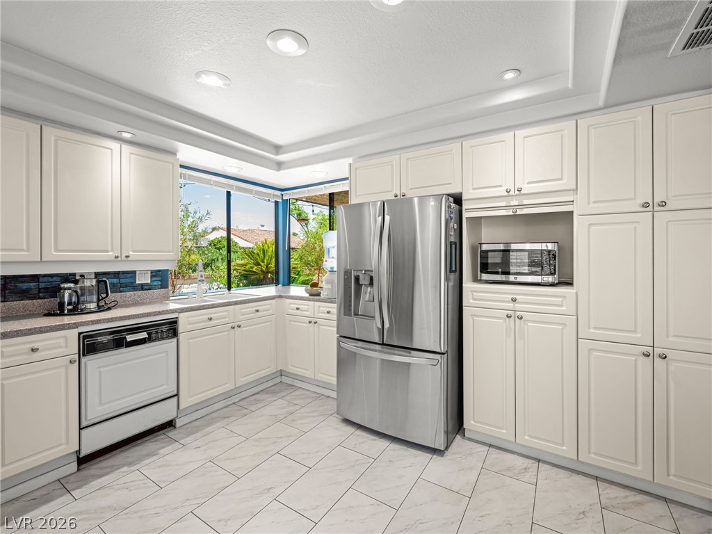2828 San Lago Court Las Vegas NV 89121