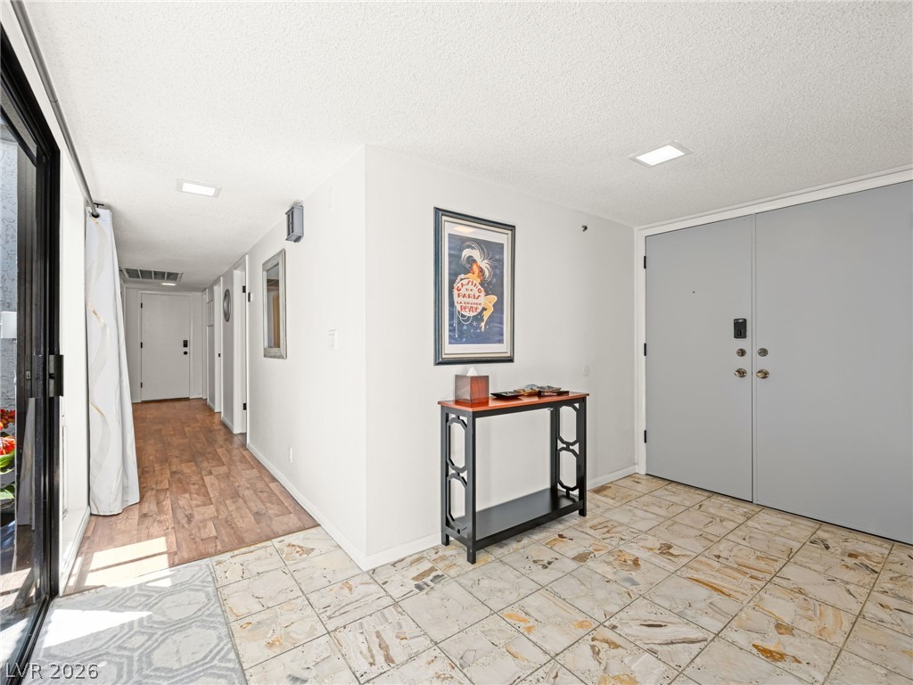 2828 San Lago Court Las Vegas NV 89121