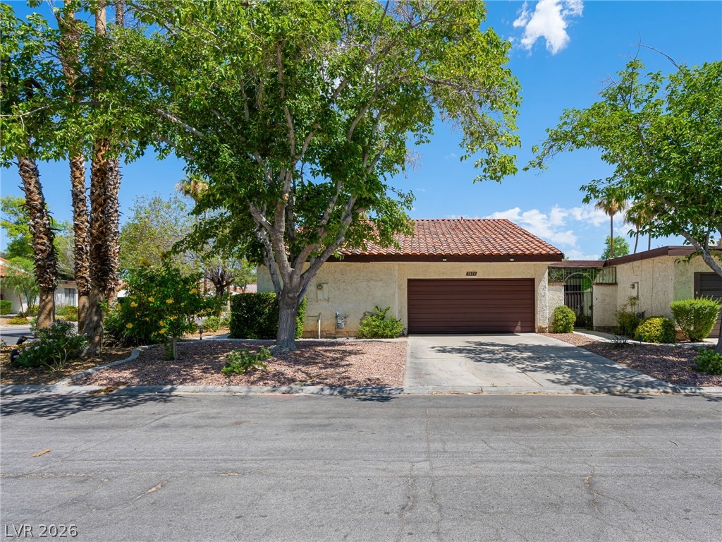 2828 San Lago Court Las Vegas NV 89121