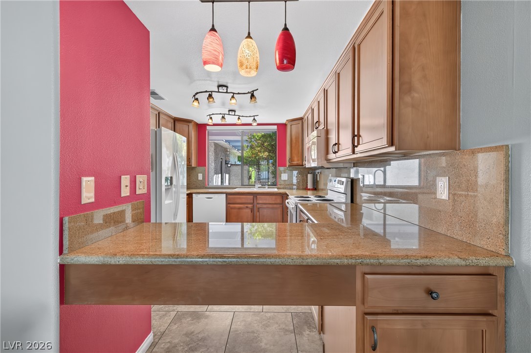 4587 Madreperla Street Las Vegas NV 89121
