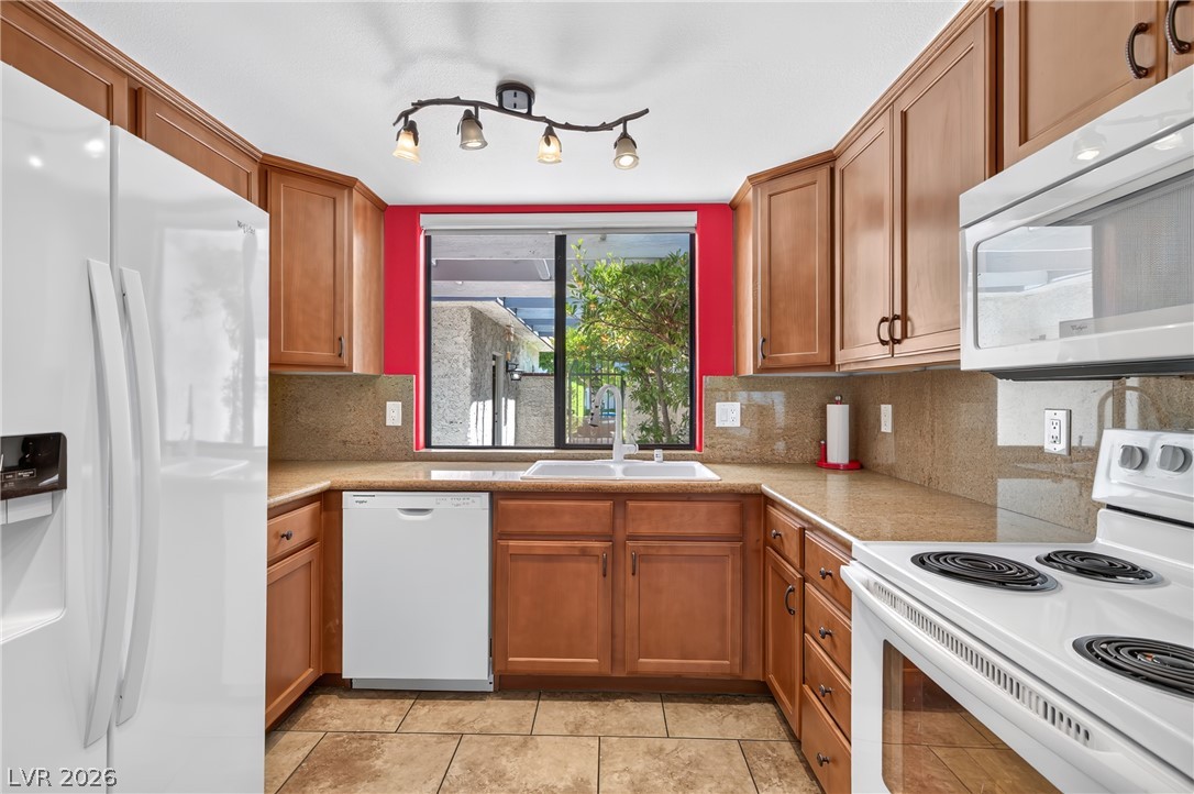 4587 Madreperla Street Las Vegas NV 89121