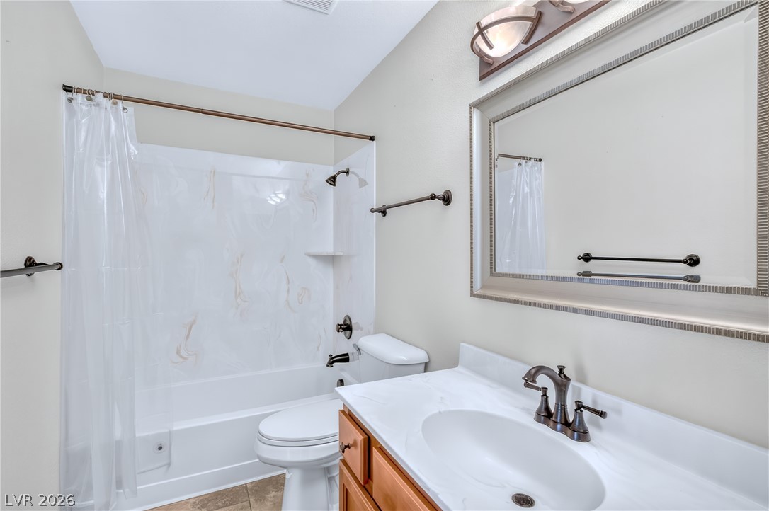 4587 Madreperla Street Las Vegas NV 89121