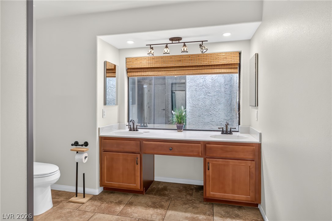 4587 Madreperla Street Las Vegas NV 89121