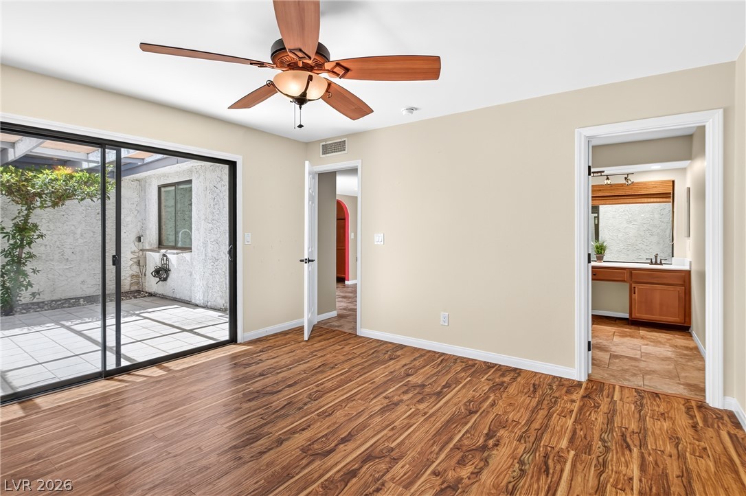 4587 Madreperla Street Las Vegas NV 89121