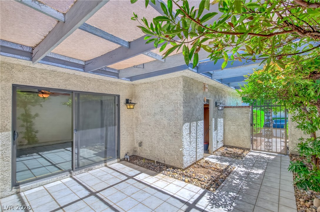 4587 Madreperla Street Las Vegas NV 89121