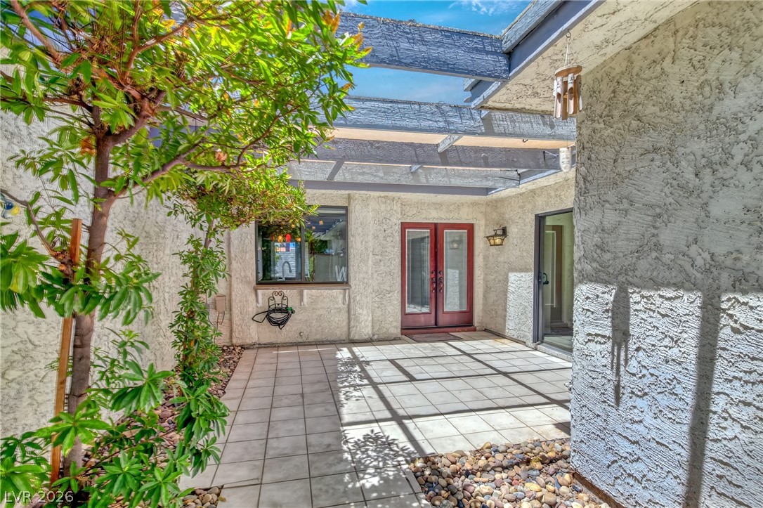 4587 Madreperla Street Las Vegas NV 89121