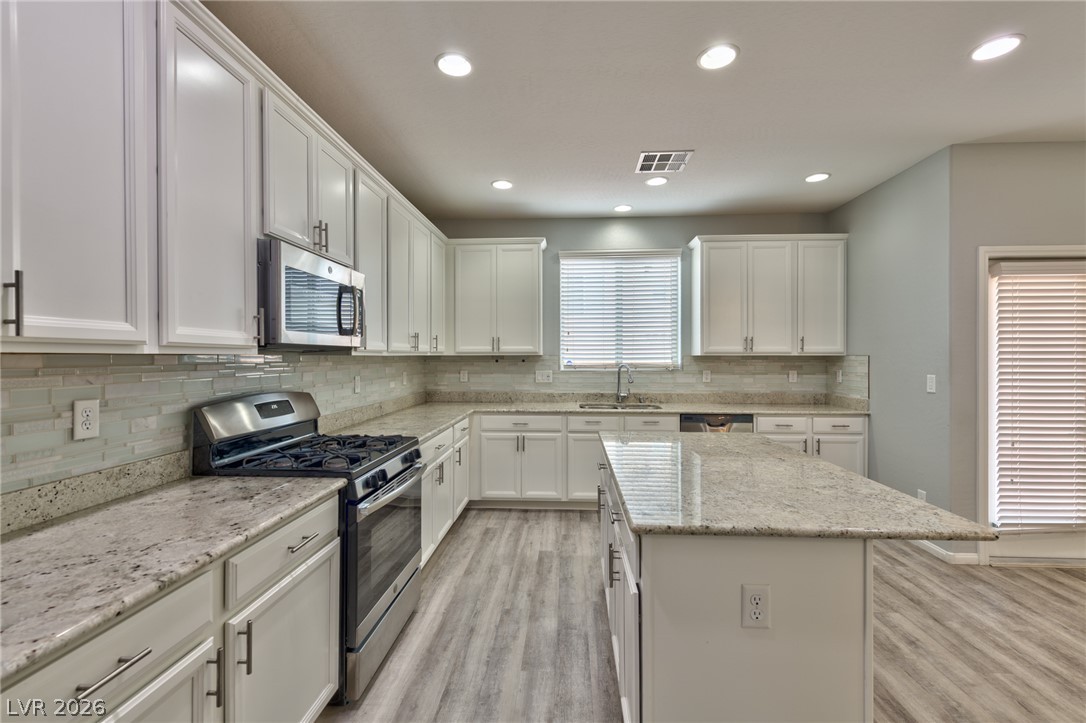 7724 Eastham Bay Avenue Las Vegas NV 89179
