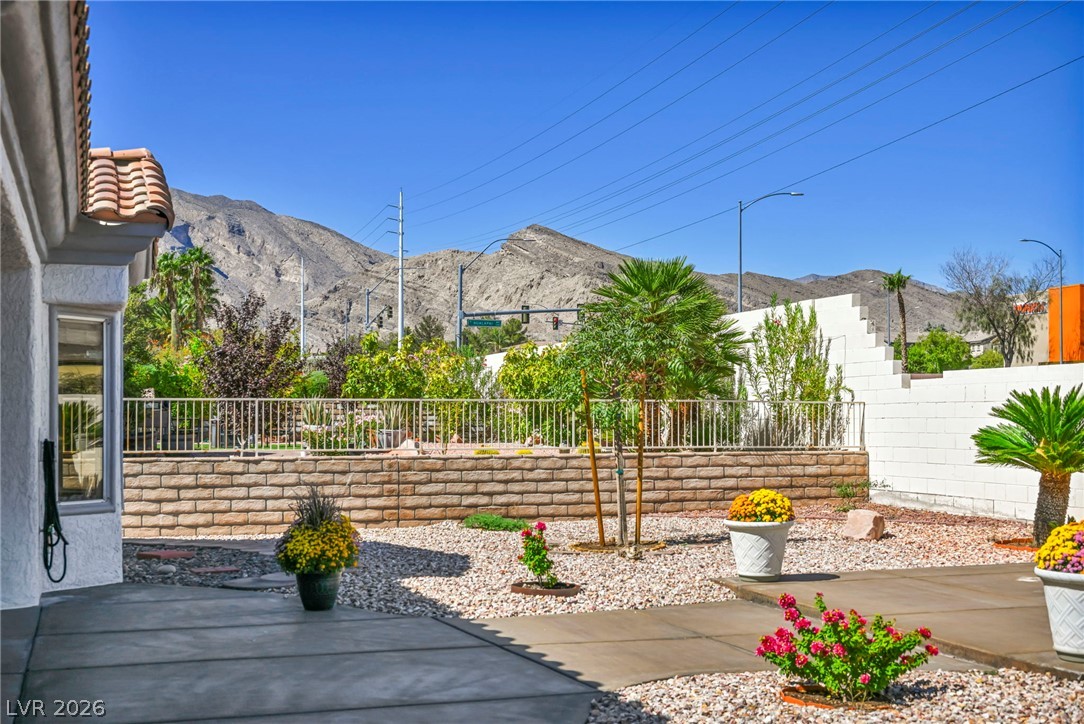 10020 Villa Ridge Drive Las Vegas NV 89134