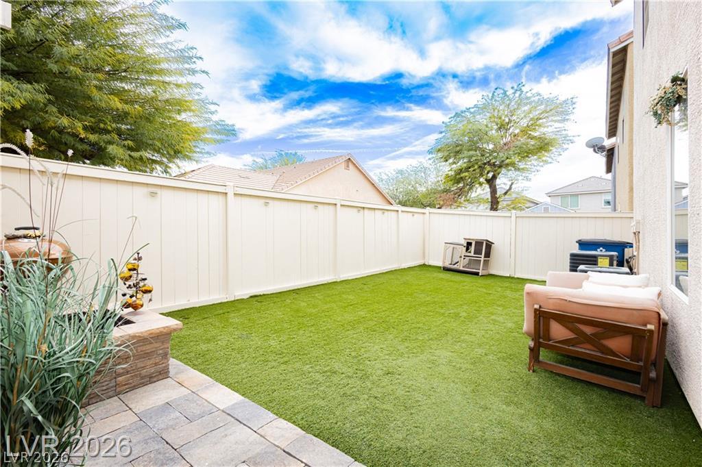 2054 Seattle Shore Street Las Vegas NV 89115