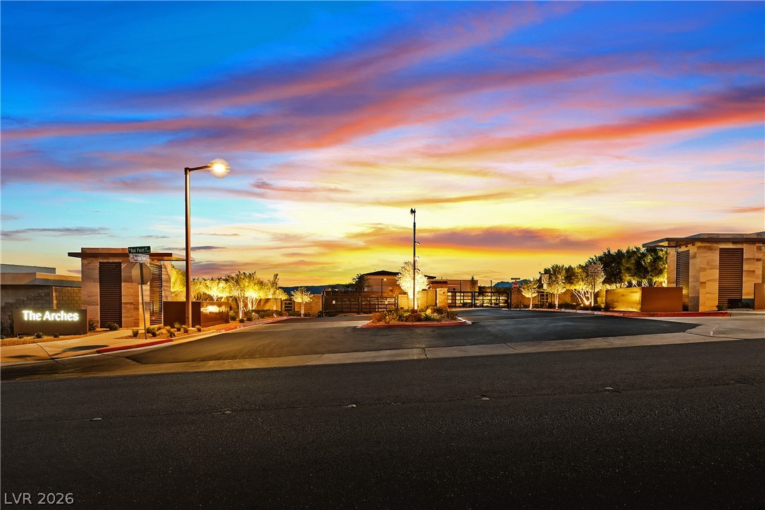 472 Sand Dune Arch Street Las Vegas NV 89138