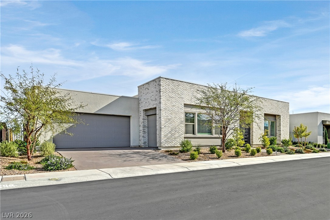 472 Sand Dune Arch Street Las Vegas NV 89138