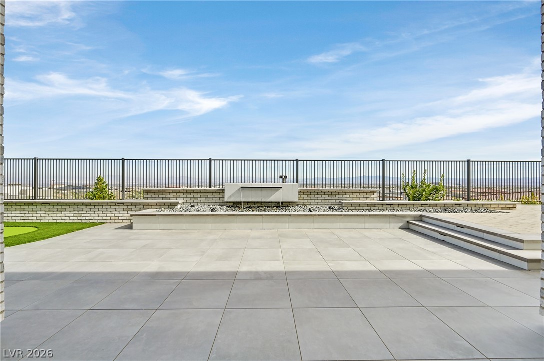 472 Sand Dune Arch Street Las Vegas NV 89138