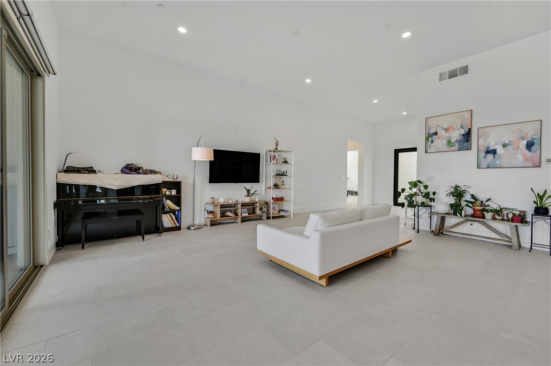 472 Sand Dune Arch Street Las Vegas NV 89138