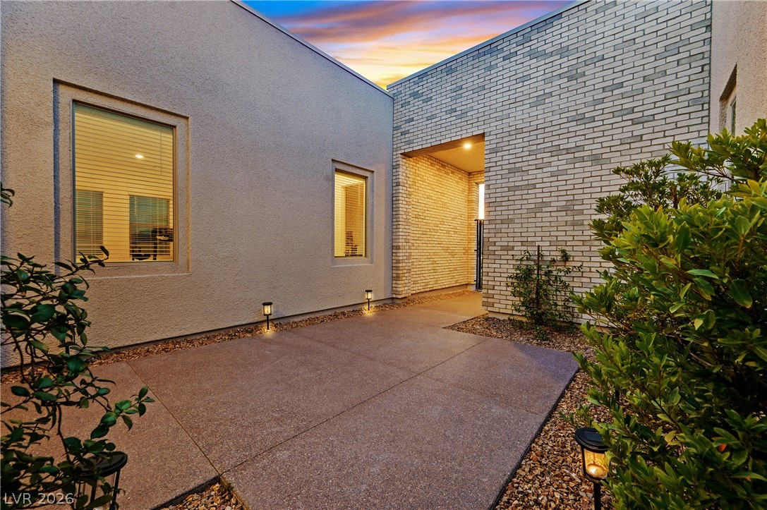 472 Sand Dune Arch Street Las Vegas NV 89138