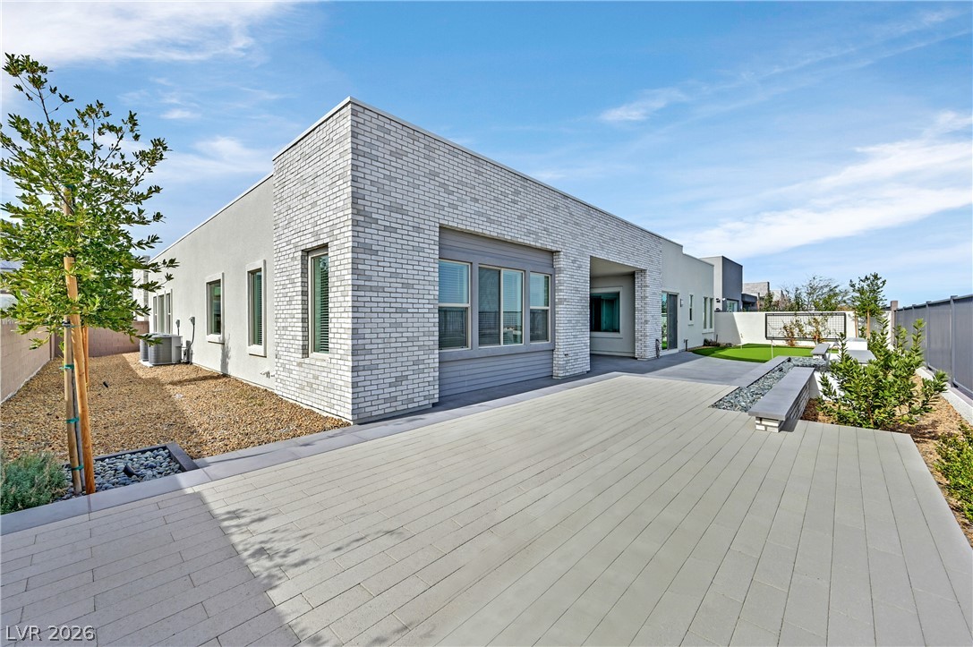 472 Sand Dune Arch Street Las Vegas NV 89138
