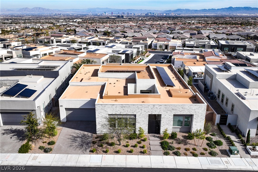 472 Sand Dune Arch Street Las Vegas NV 89138