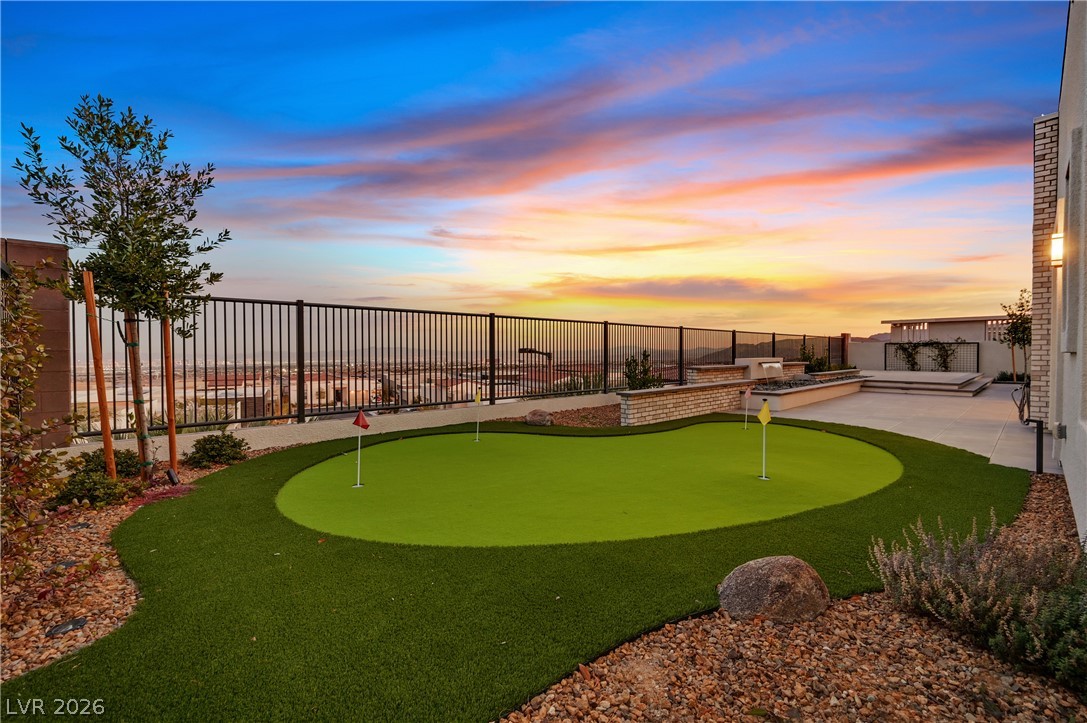 472 Sand Dune Arch Street Las Vegas NV 89138