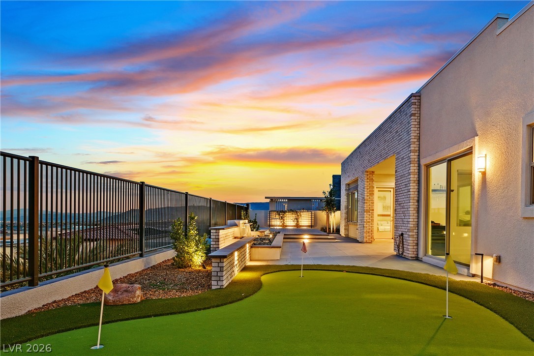472 Sand Dune Arch Street Las Vegas NV 89138