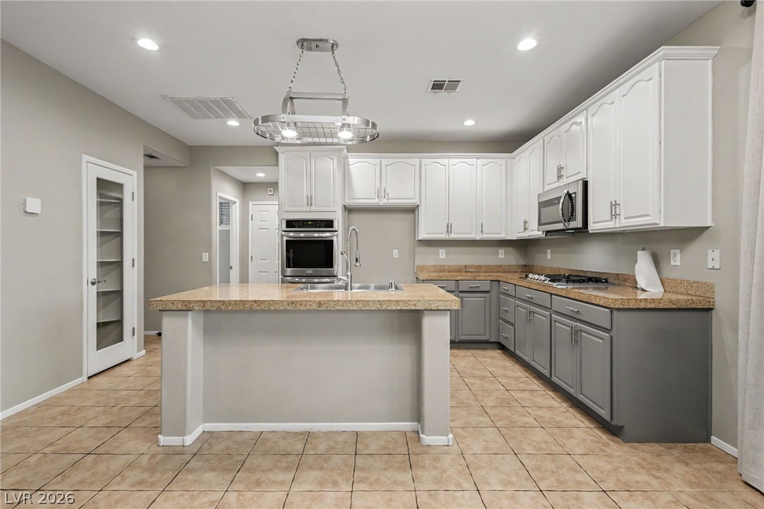 9052 Black Elk Avenue Las Vegas NV 89143