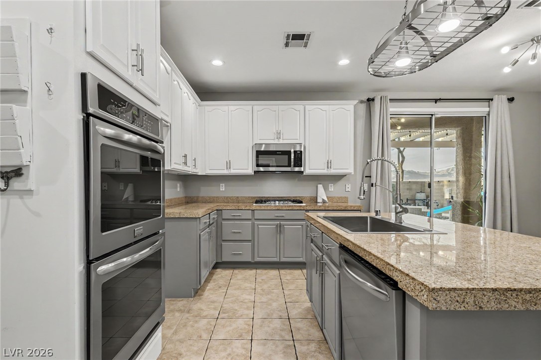 9052 Black Elk Avenue Las Vegas NV 89143