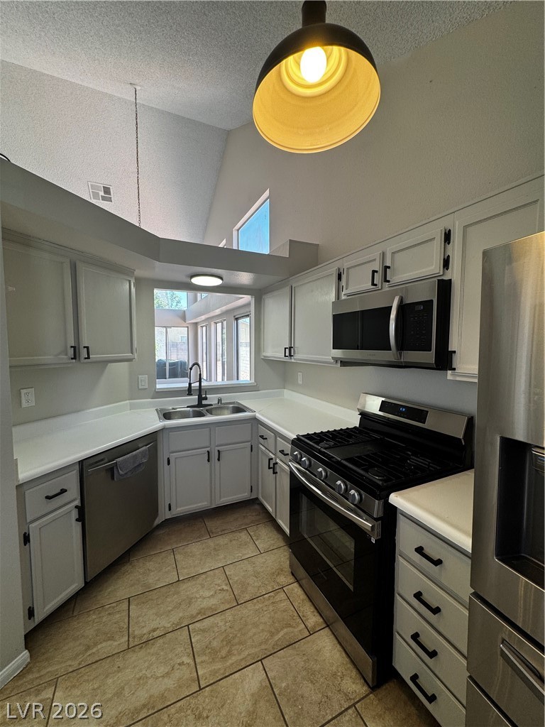 1900 Caviar Drive Las Vegas NV 89108