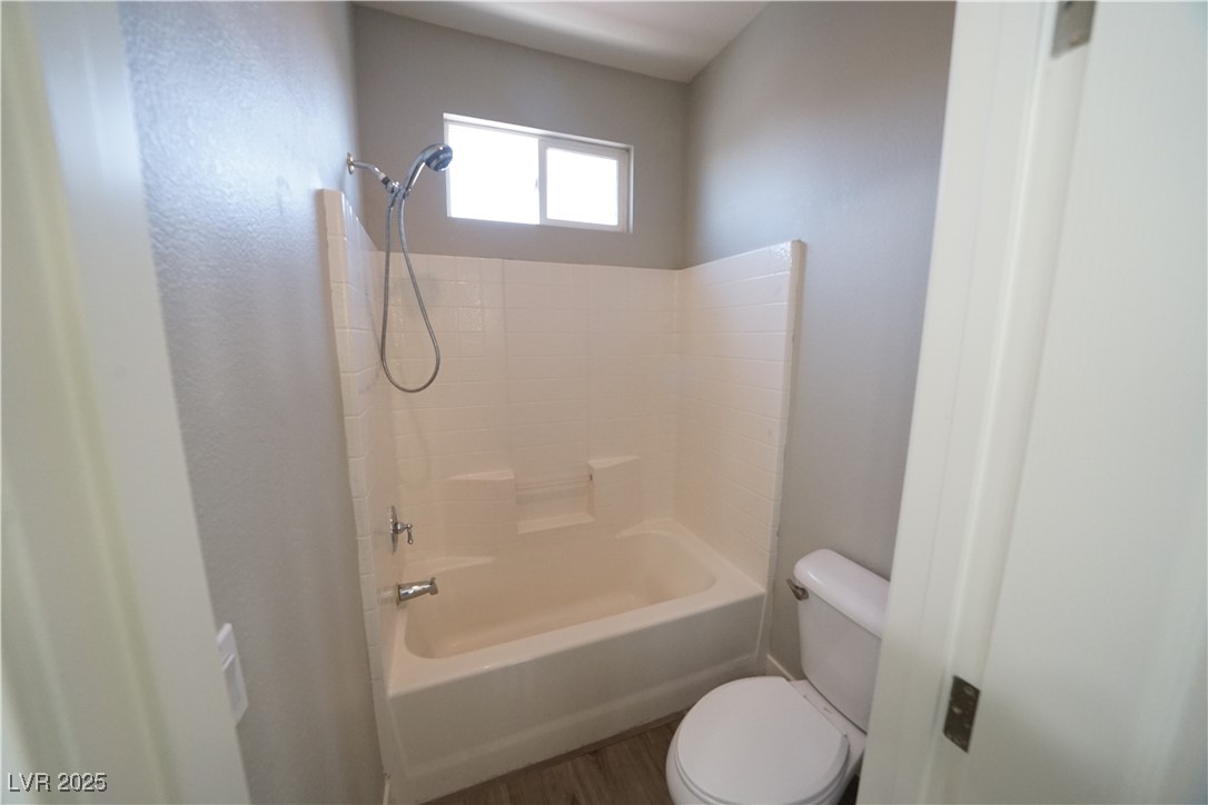 5713 Heineken Drive North Las Vegas NV 89031