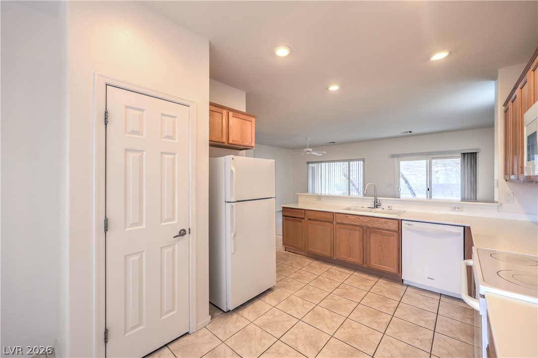 2126 Oliver Springs Street Henderson NV 89052