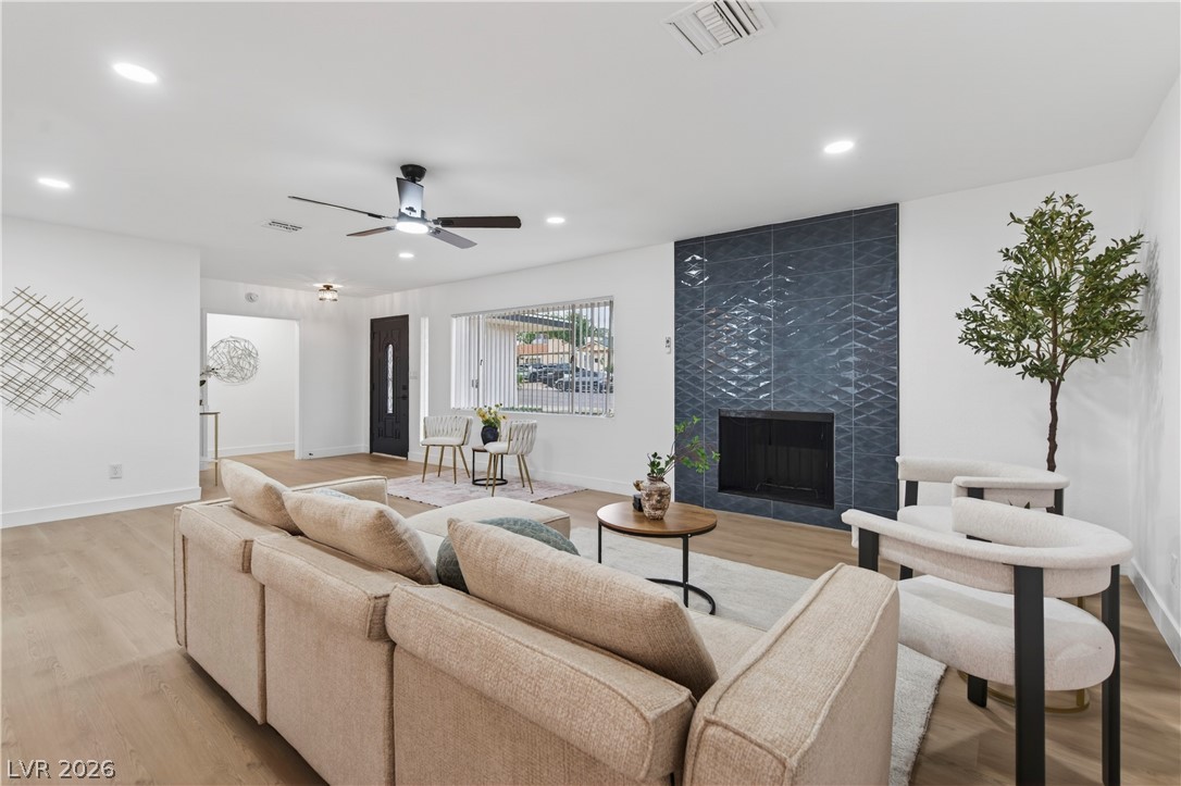 541 Burton Street Henderson NV 89015
