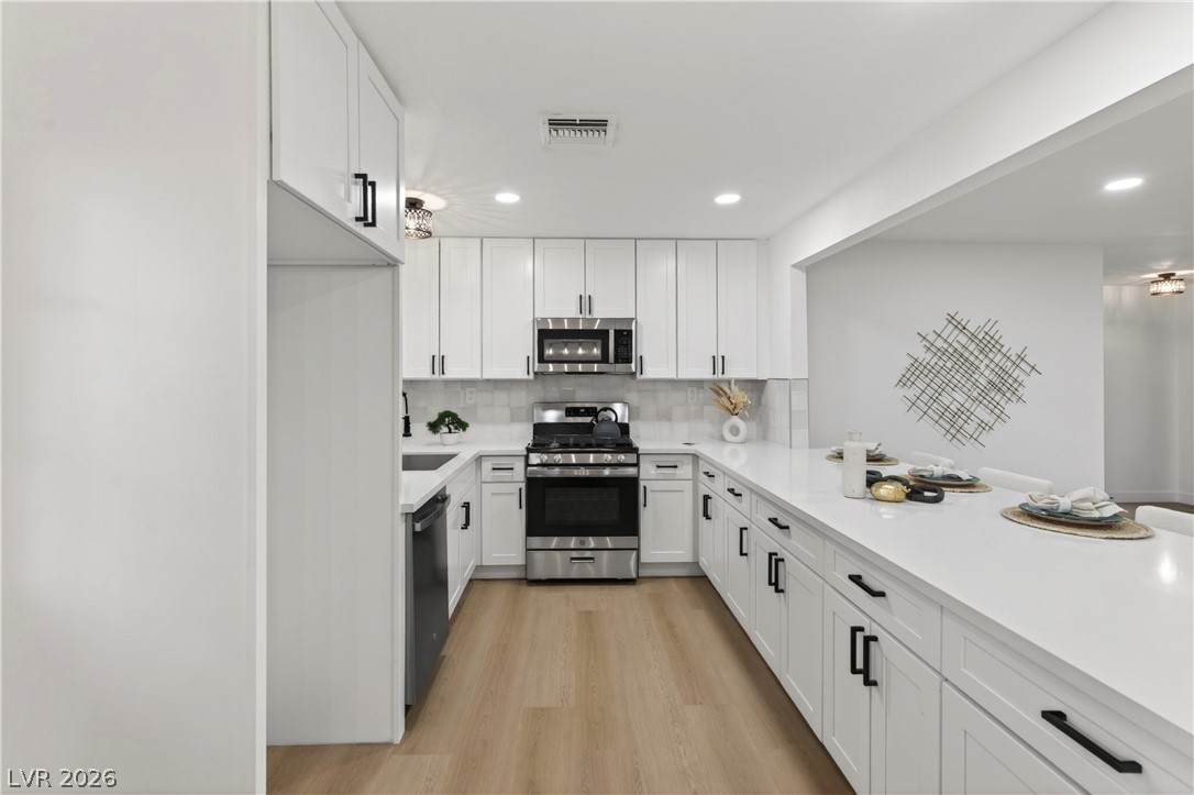 541 Burton Street Henderson NV 89015