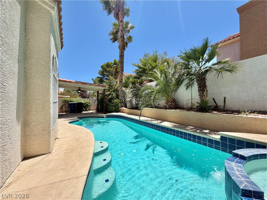 9413 Cedar Heights Avenue Las Vegas NV 89134