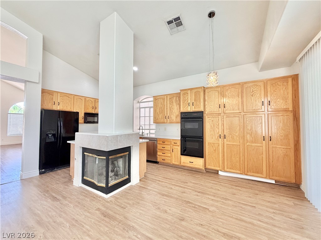 9413 Cedar Heights Avenue Las Vegas NV 89134