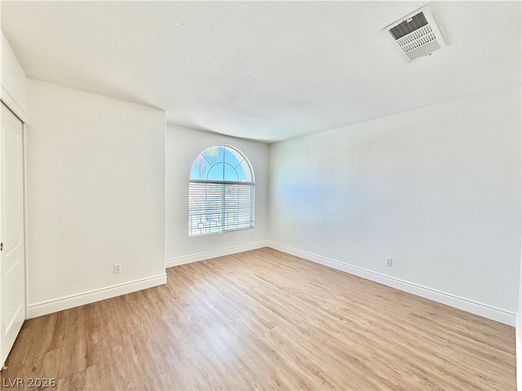 9413 Cedar Heights Avenue Las Vegas NV 89134