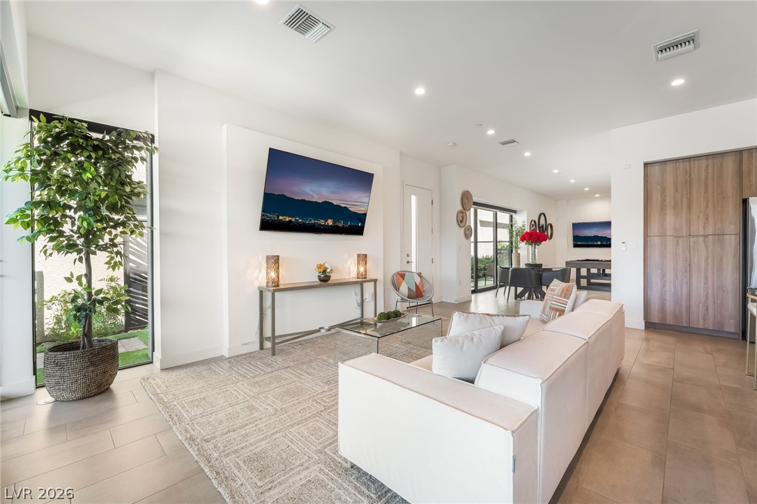 16 Heron Harbour Drive Henderson NV 89011
