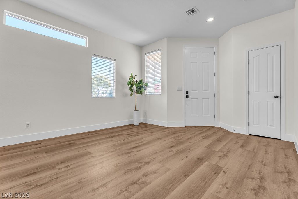 121 Torchwood Lane Las Vegas NV 89144