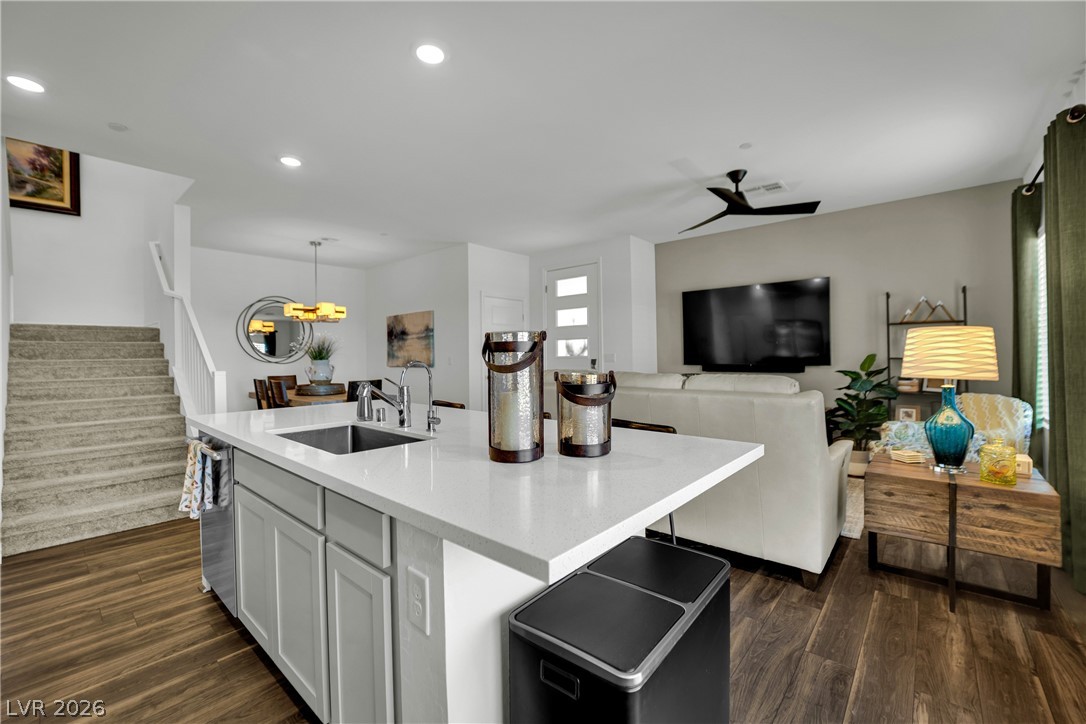 600 North Carriage Hill Drive 1134 Las Vegas NV 89138
