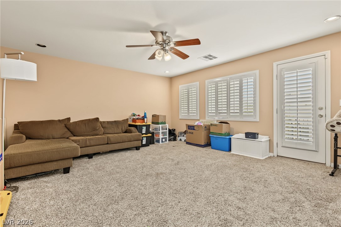 7021 Albatross Attic Street North Las Vegas NV 89084