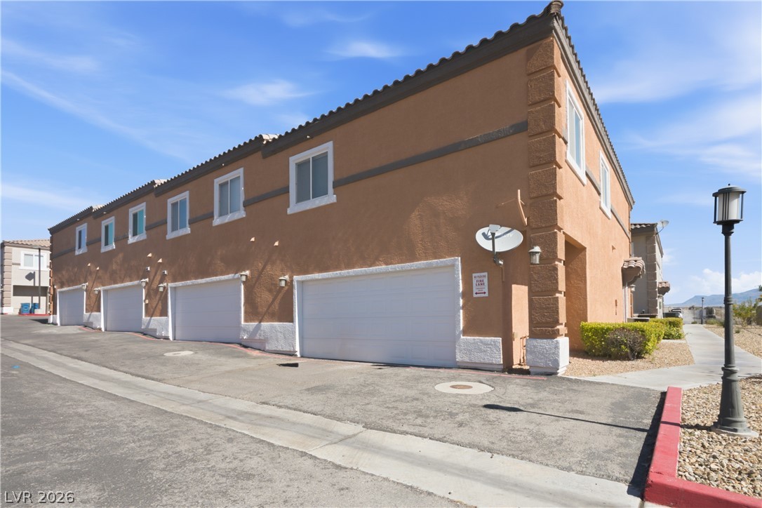 10410 Gold Shadow Avenue Las Vegas NV 89129