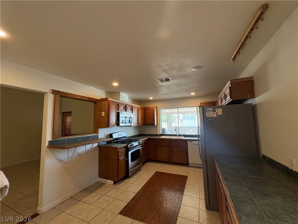 6808 Evanston Avenue Las Vegas NV 89108