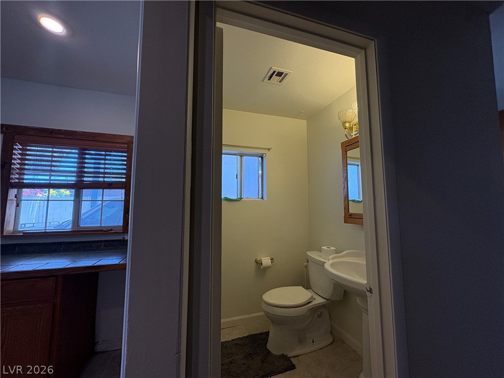 6808 Evanston Avenue Las Vegas NV 89108
