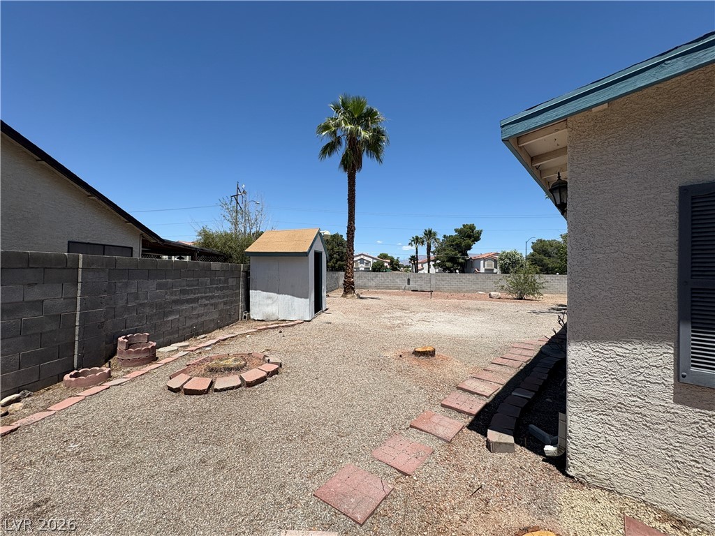 6808 Evanston Avenue Las Vegas NV 89108
