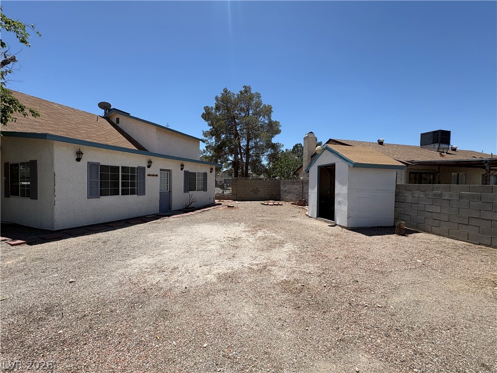6808 Evanston Avenue Las Vegas NV 89108