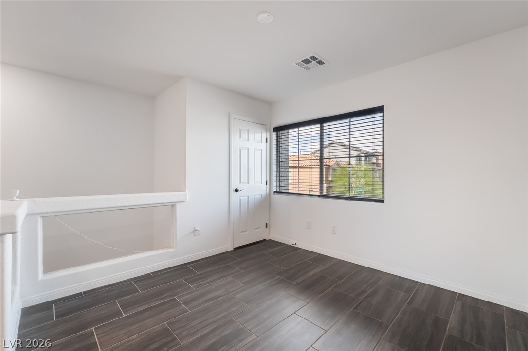 7802 Pacific Dunes Street Las Vegas NV 89139