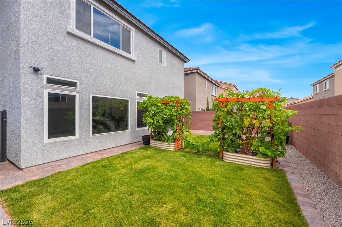 7802 Pacific Dunes Street Las Vegas NV 89139