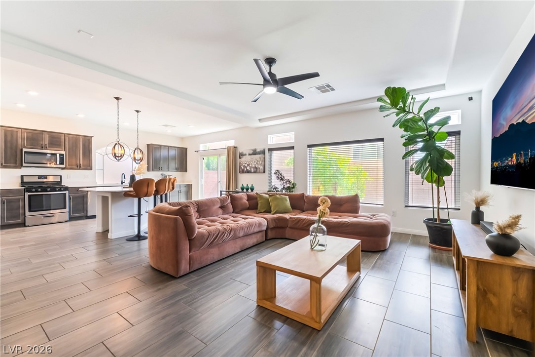 7802 Pacific Dunes Street Las Vegas NV 89139