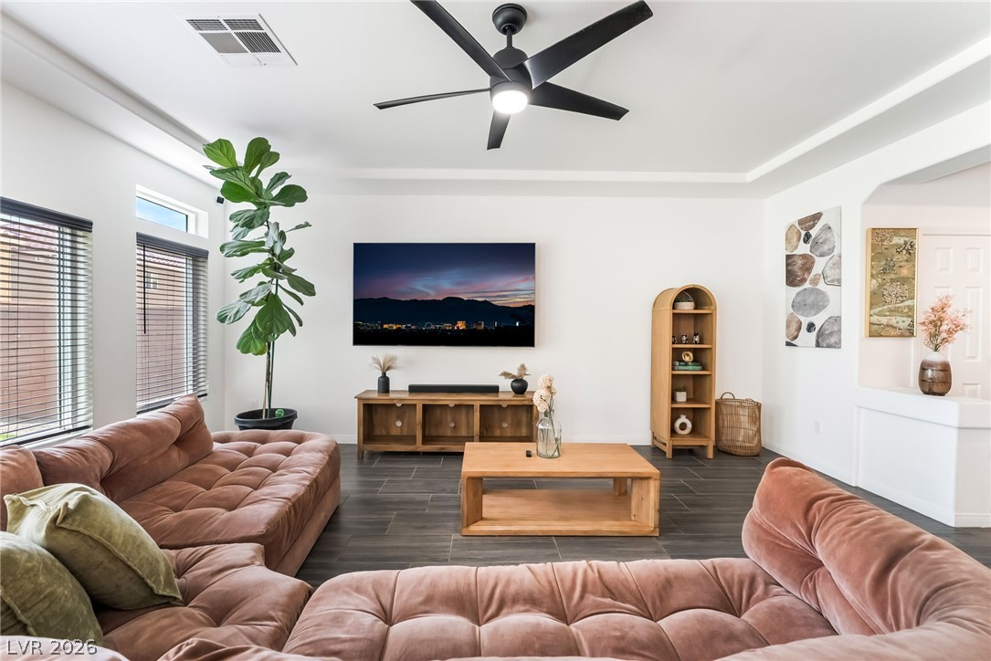 7802 Pacific Dunes Street Las Vegas NV 89139