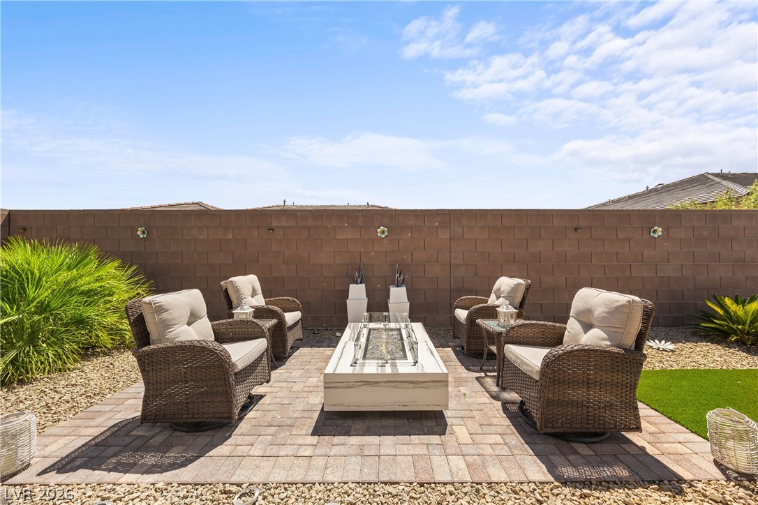 9561 Among Lane Las Vegas NV 89143