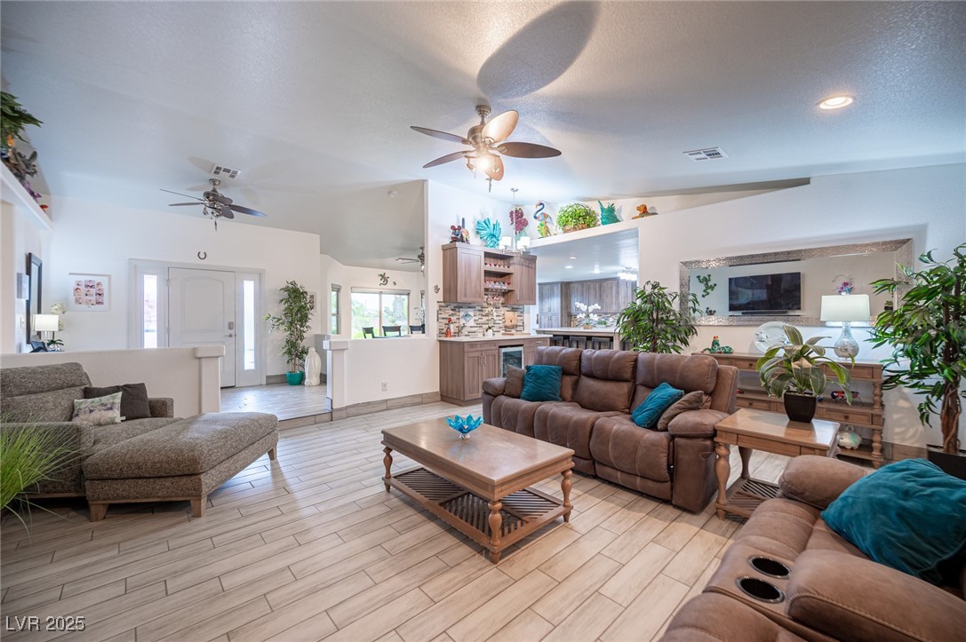 8610 Mohawk Street Las Vegas NV 89139