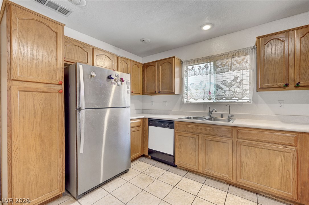 6086 Sunken River Trail Las Vegas NV 89118