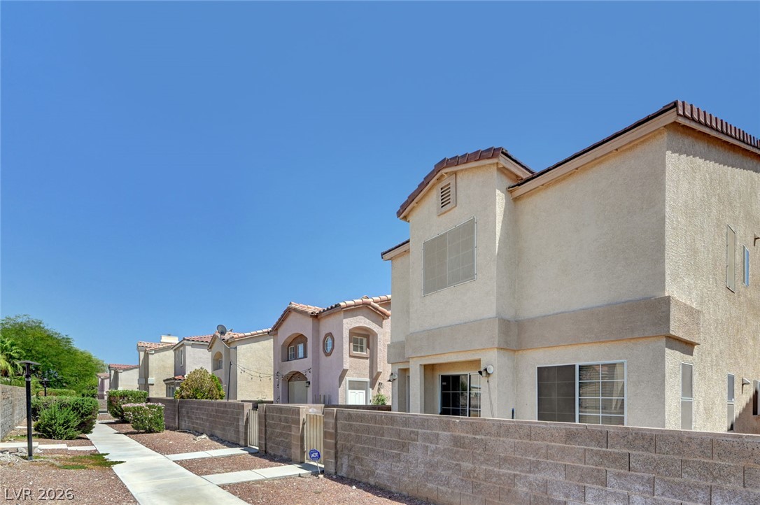 6086 Sunken River Trail Las Vegas NV 89118
